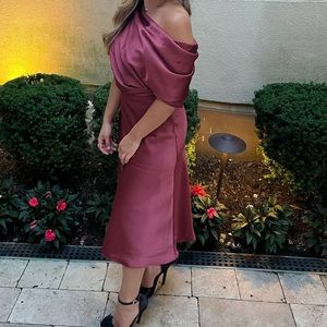 Satin dress, beautiful color, size 4